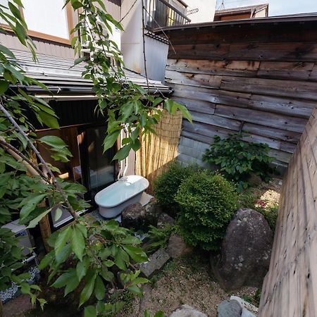 Guest House Hinata - Japanese House With Sauna And Open-Air Bath تاكاياما المظهر الخارجي الصورة