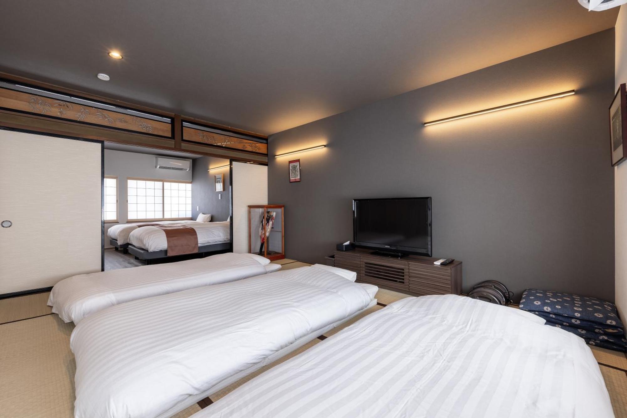 Guest House Hinata - Japanese House With Sauna And Open-Air Bath تاكاياما المظهر الخارجي الصورة