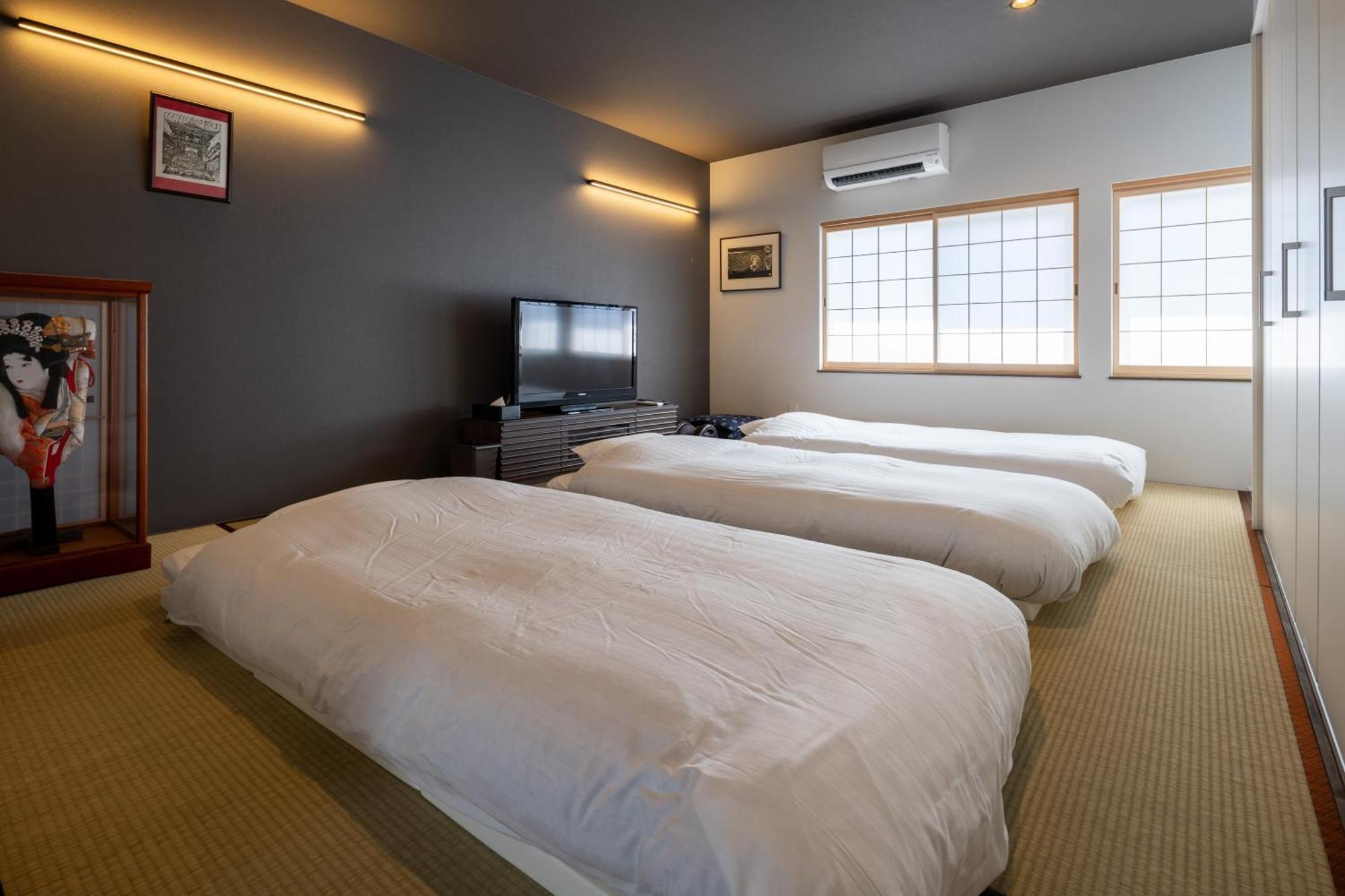Guest House Hinata - Japanese House With Sauna And Open-Air Bath تاكاياما المظهر الخارجي الصورة